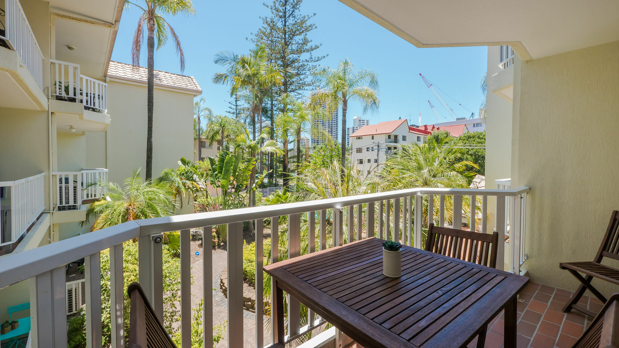 Hotel Surfers Tradewinds Gold Coast Exterior foto