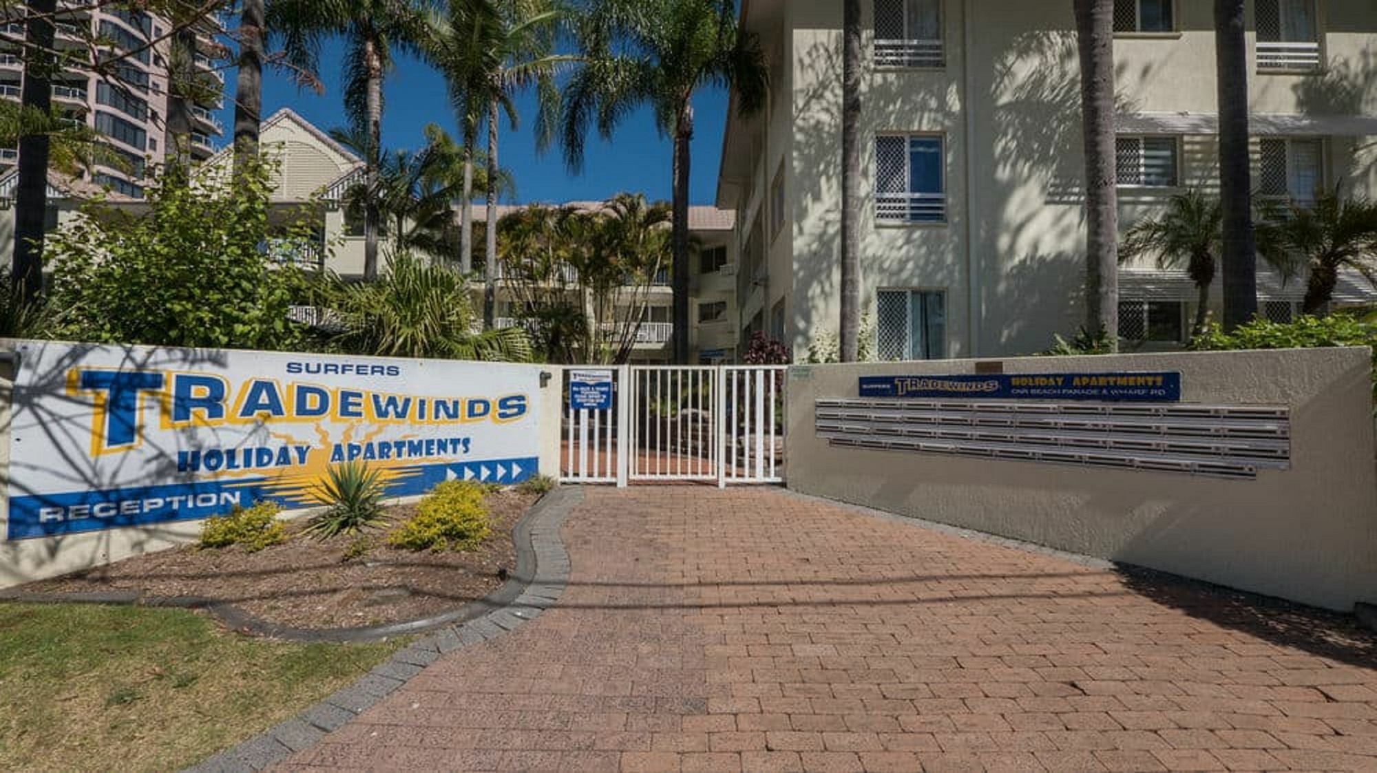 Hotel Surfers Tradewinds Gold Coast Exterior foto